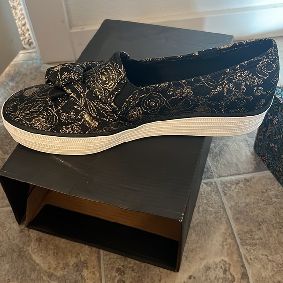 KEDS NWOT size 8.5 slip on! Rifle Paper Co collaboration - Picture 2 of 6